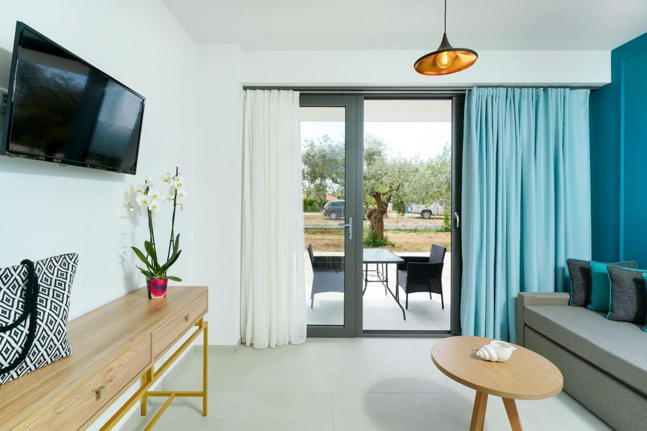 Miracle Suites By Klisma Beach Skala Kallirakhis Bagian luar foto